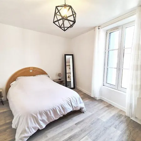 La Chaume, Jolie A * Poitiers